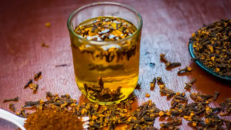 Cara Minum Air Bunga Cengkih