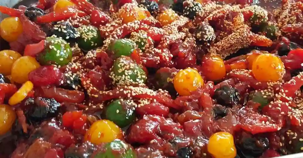 Perbandingan Harga Acar Buah Berdasarkan Jenis Jualan