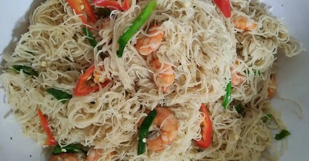 Perbandingan Masak Bihun Goreng Sendiri dengan Tempahan Katering