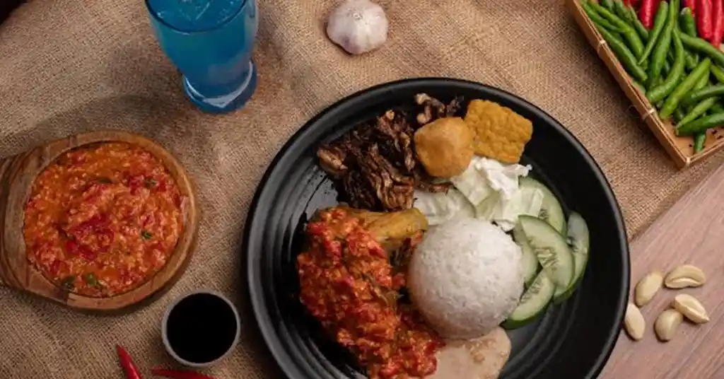 Pilihan Menu Ayam Gepuk AG yang Popular
